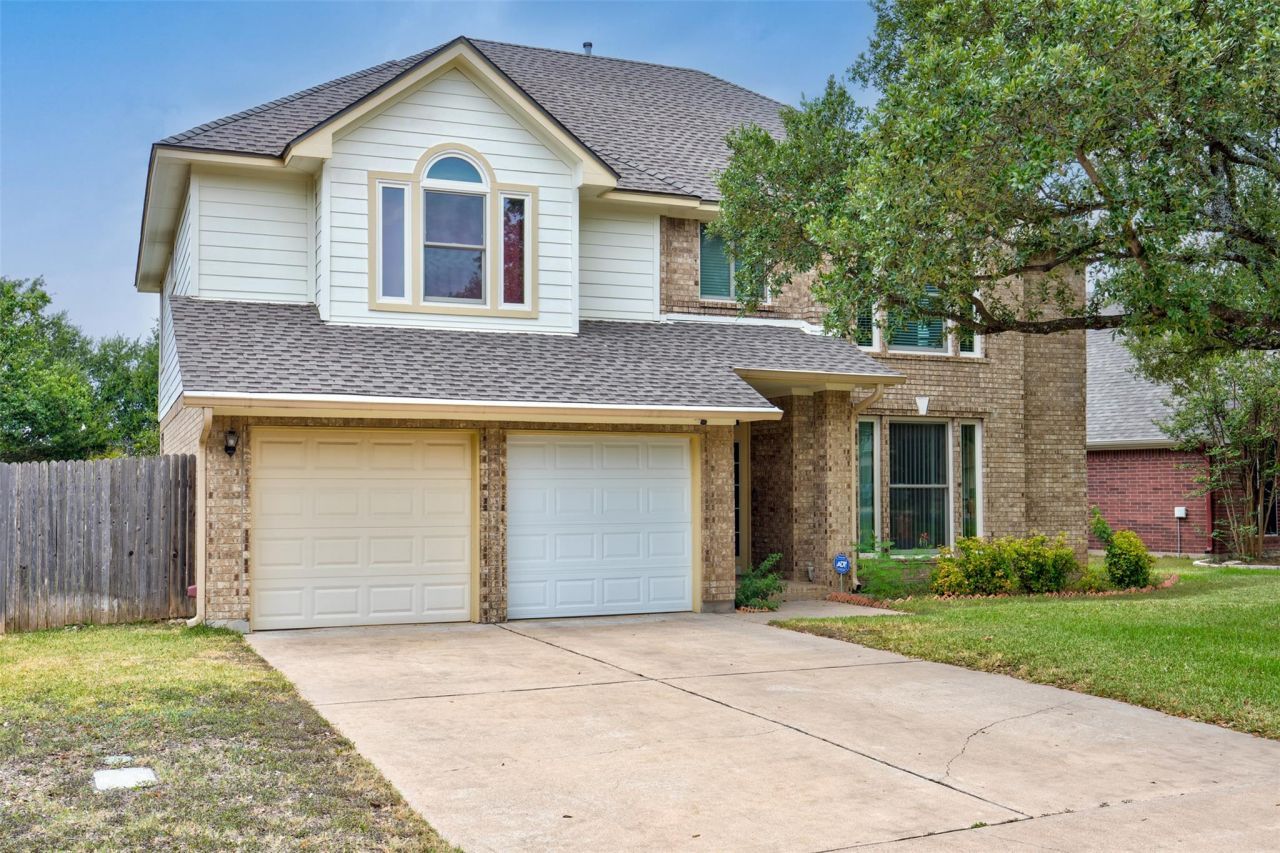 1605 Dapplegrey Ln, Austin, TX 78727 Main Photo