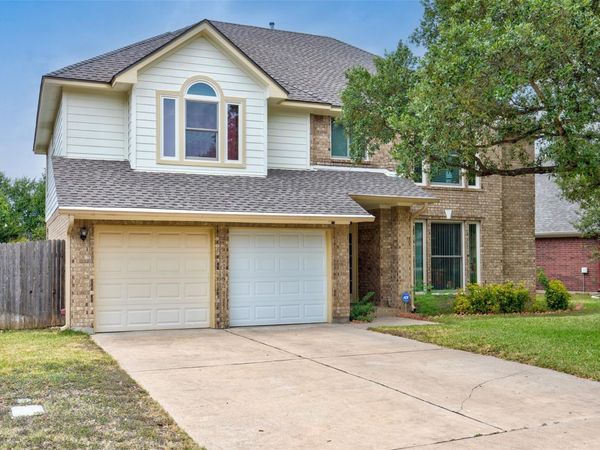 1605 Dapplegrey LN, Austin, TX 78727