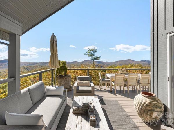 2618 Big Sheepcliff Road, Cashiers, NC 28717