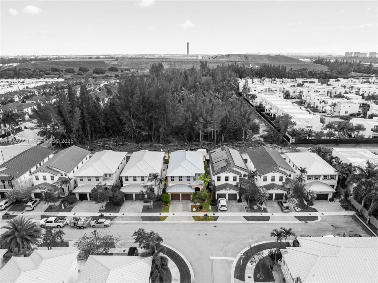 6933 NW 104th Ct, Doral, FL 33178 Photo