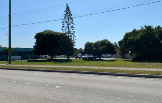 2860 S Seacrest Boulevard, Boynton Beach, FL 33435 Photo