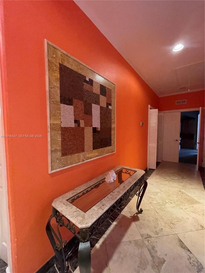 232 SW 7th Ave, Hallandale Beach, FL 33009 Photo