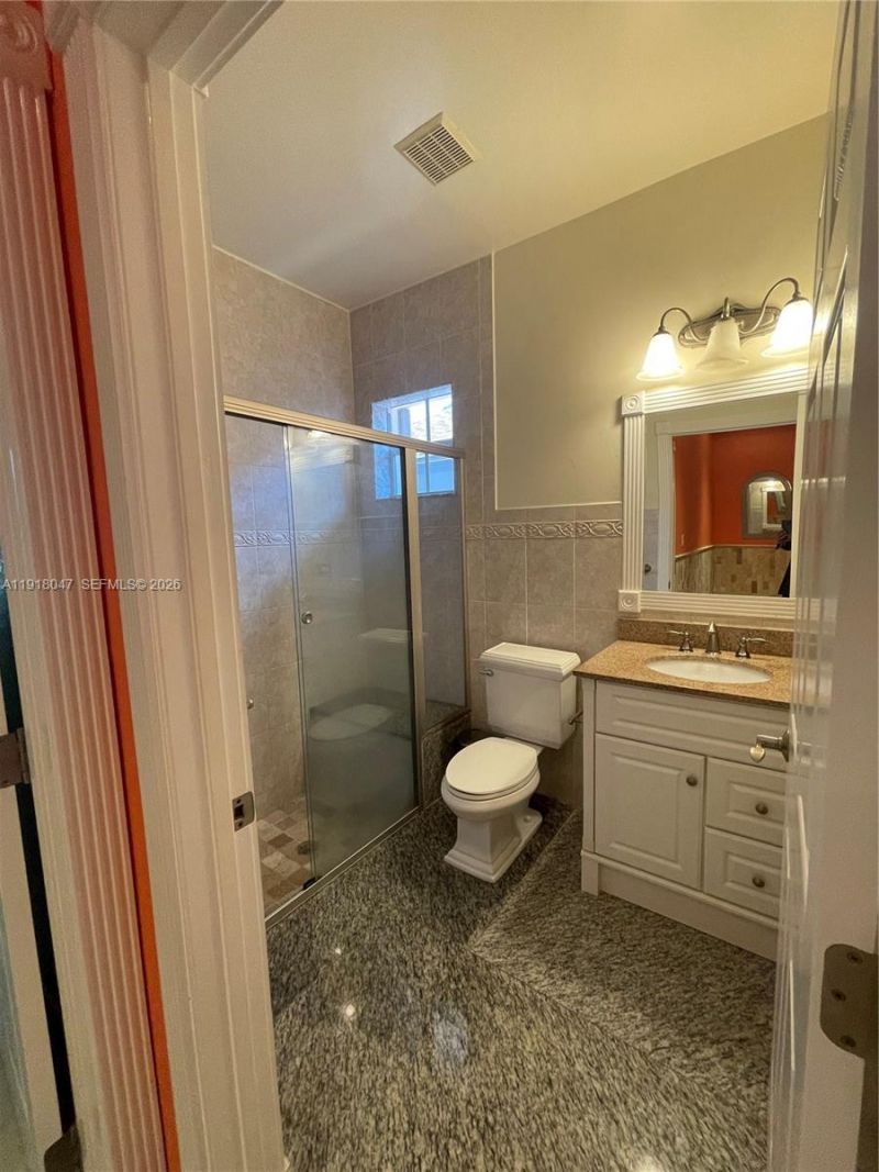 232 SW 7th Ave, Hallandale Beach, FL 33009 Photo