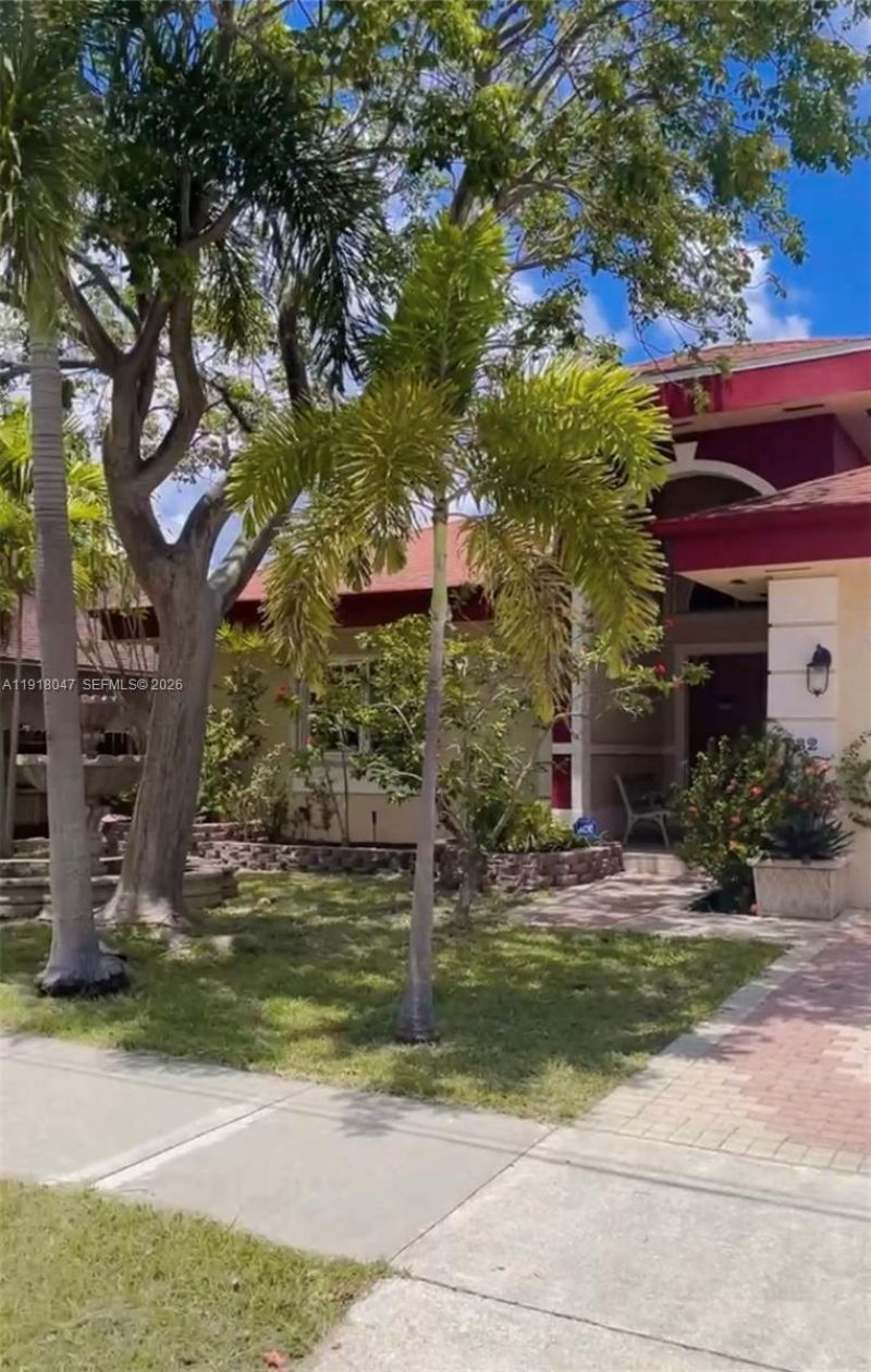 232 SW 7th Ave, Hallandale Beach, FL 33009 Photo