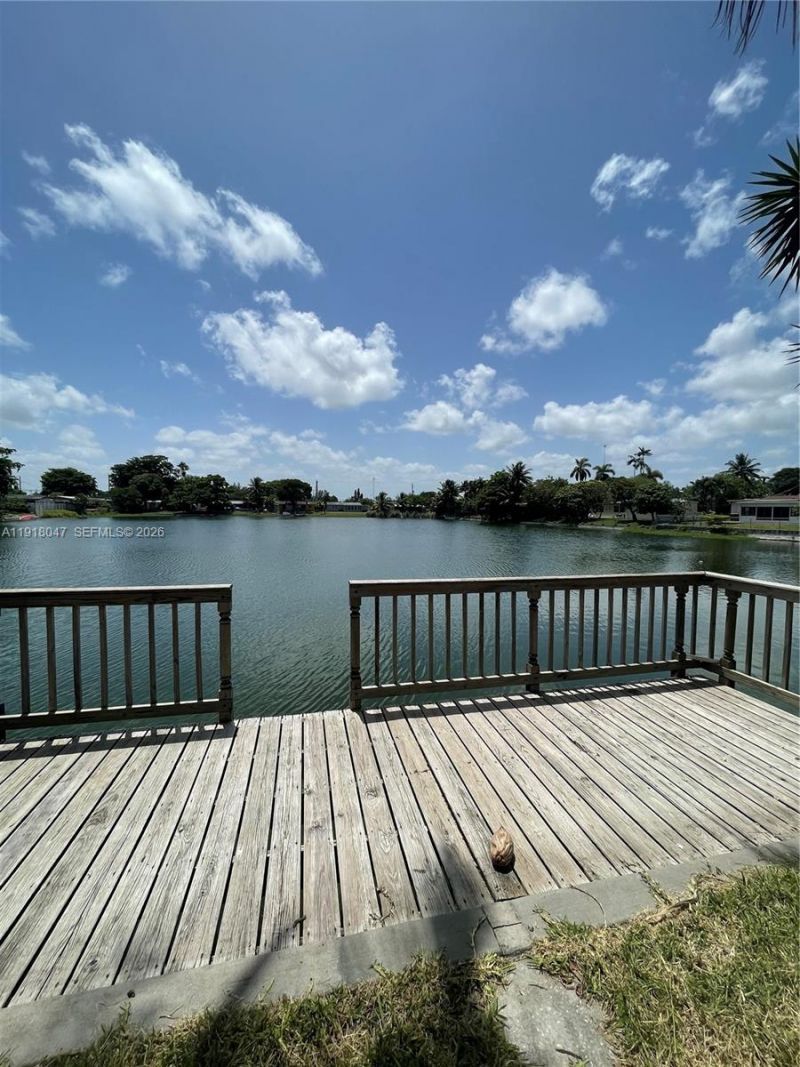 232 SW 7th Ave, Hallandale Beach, FL 33009 Photo