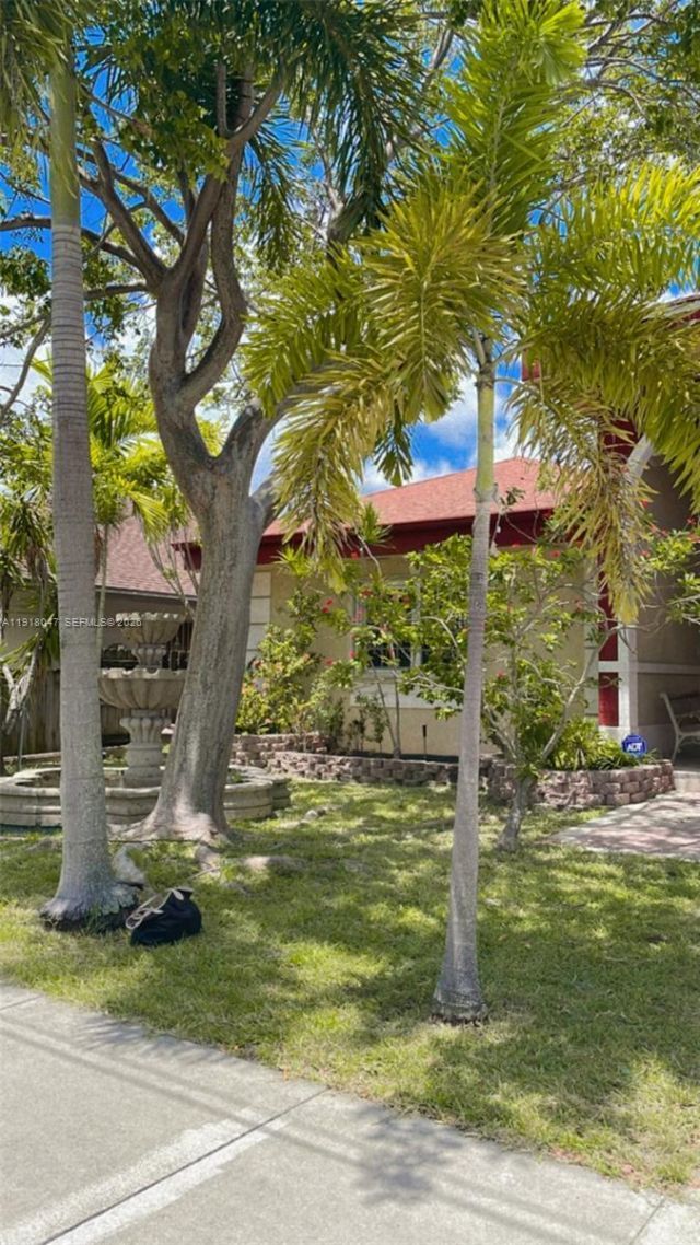 232 SW 7th Ave, Hallandale Beach, FL 33009 Photo