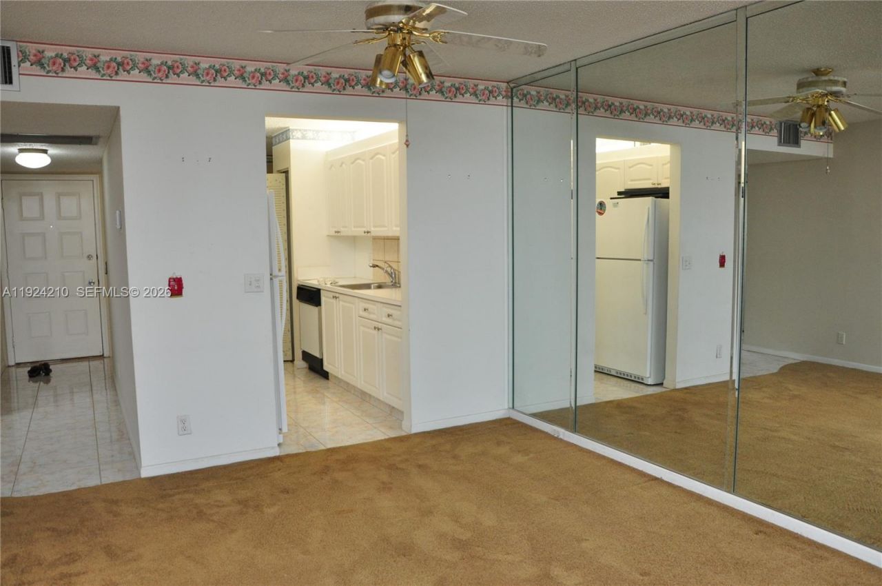13000 SW 15th Ct, Unit 411U, Pembroke Pines, FL 33027 Photo