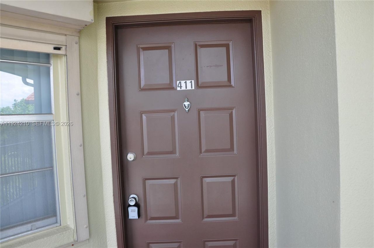 13000 SW 15th Ct, Unit 411U, Pembroke Pines, FL 33027 Photo