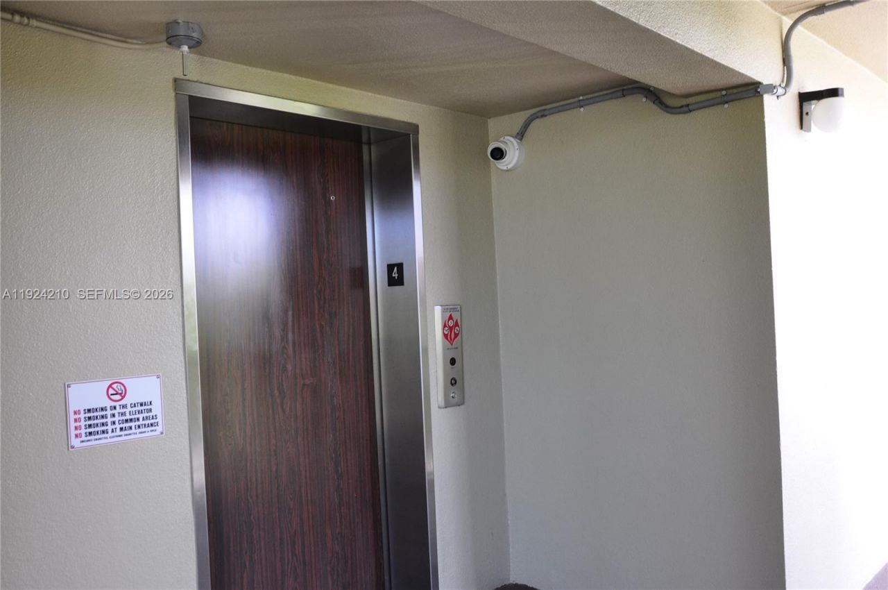 13000 SW 15th Ct, Unit 411U, Pembroke Pines, FL 33027 Photo