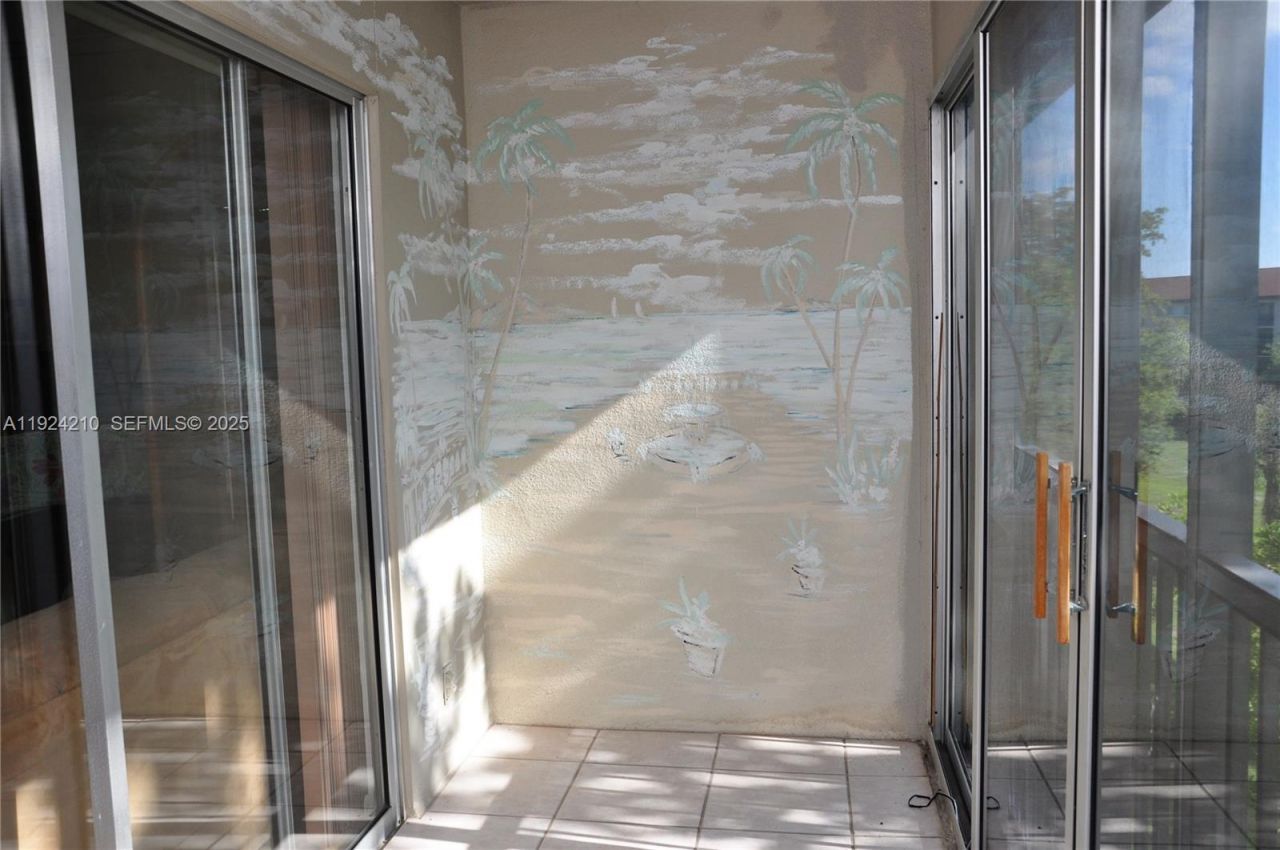 13000 SW 15th Ct, Unit 411U, Pembroke Pines, FL 33027 Photo