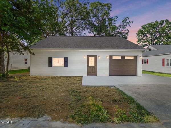 113 Superior Street, Oakwood, OH 45873