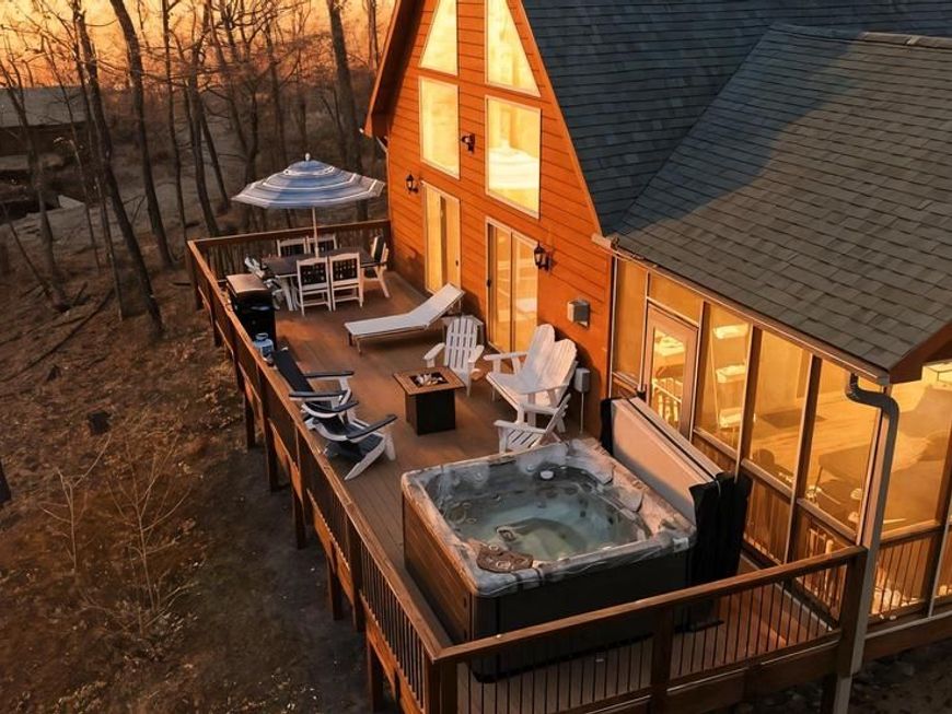 388 Bobcat Drive, Berkeley Springs, WV 25411 Main Photo