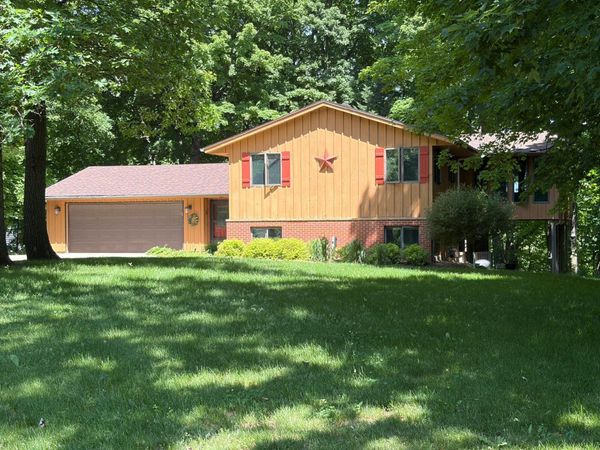 1135 1st Street NW, Oronoco, MN 55960