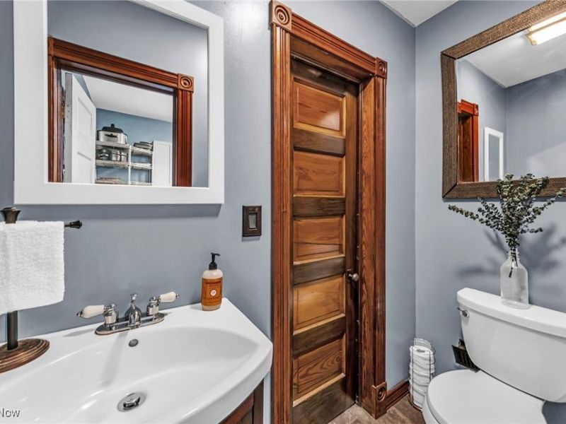 2058 W 98th Street, Cleveland, OH 44102 Photo 14