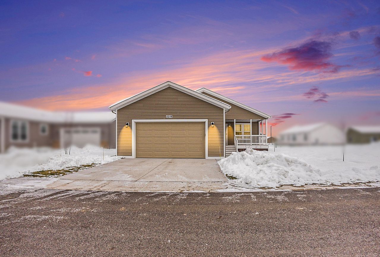 5219 Hollow Lane, Holland, MI 49423 Main Photo