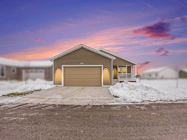 5219 Hollow Lane, Holland, MI 49423