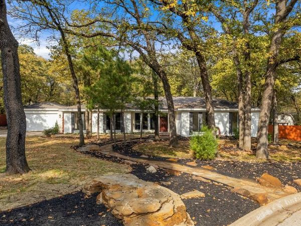 504 Chisolm Court, Colleyville, TX 76034