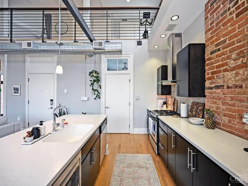 27 Mercer St, Cincinnati, OH 45202 Photo 10