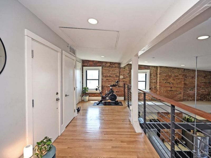 27 Mercer St, Cincinnati, OH 45202 Photo 24