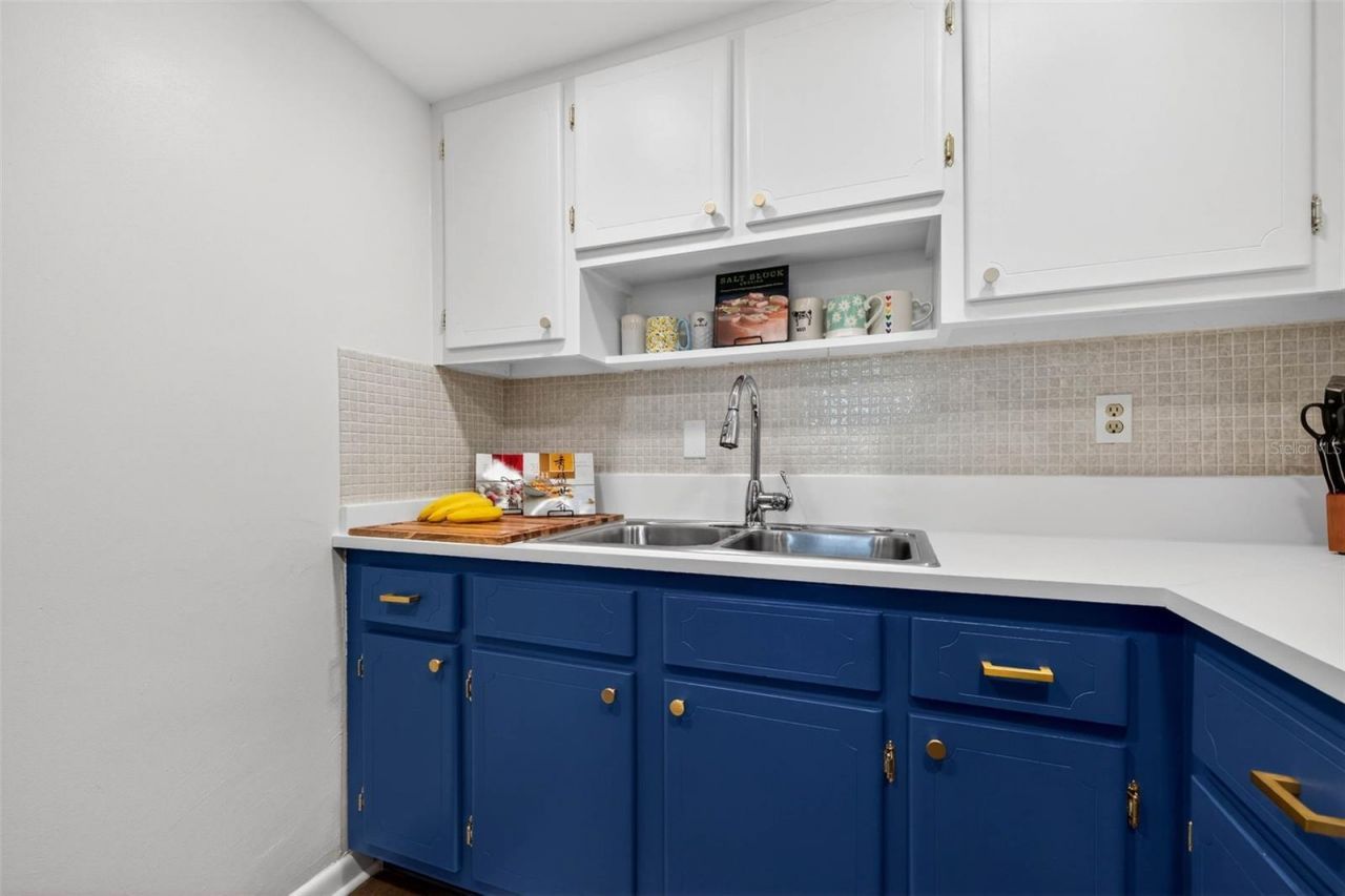 7770 Dr Martin Luther King Jr Street N, Unit 206, Saint Petersburg, FL 33702 Photo