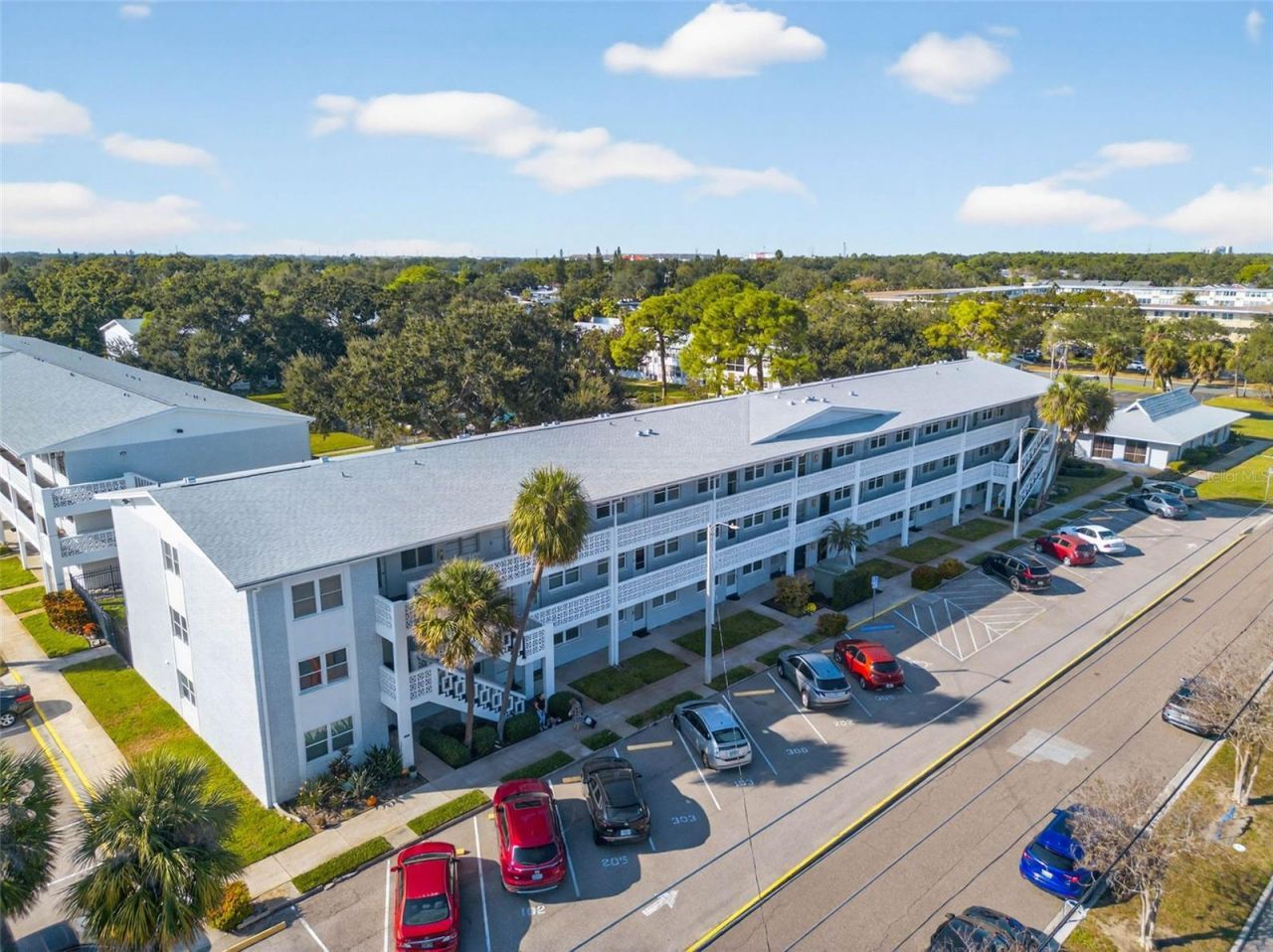 7770 Dr Martin Luther King Jr Street N, Unit 206, Saint Petersburg, FL 33702 Photo