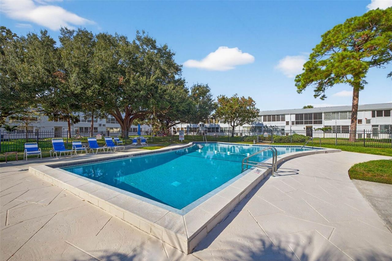 7770 Dr Martin Luther King Jr Street N, Unit 206, Saint Petersburg, FL 33702 Photo