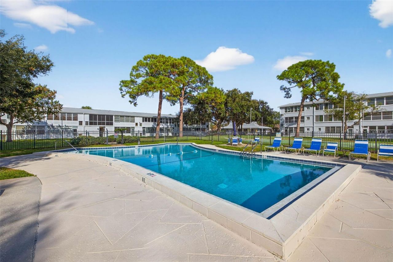 7770 Dr Martin Luther King Jr Street N, Unit 206, Saint Petersburg, FL 33702 Photo