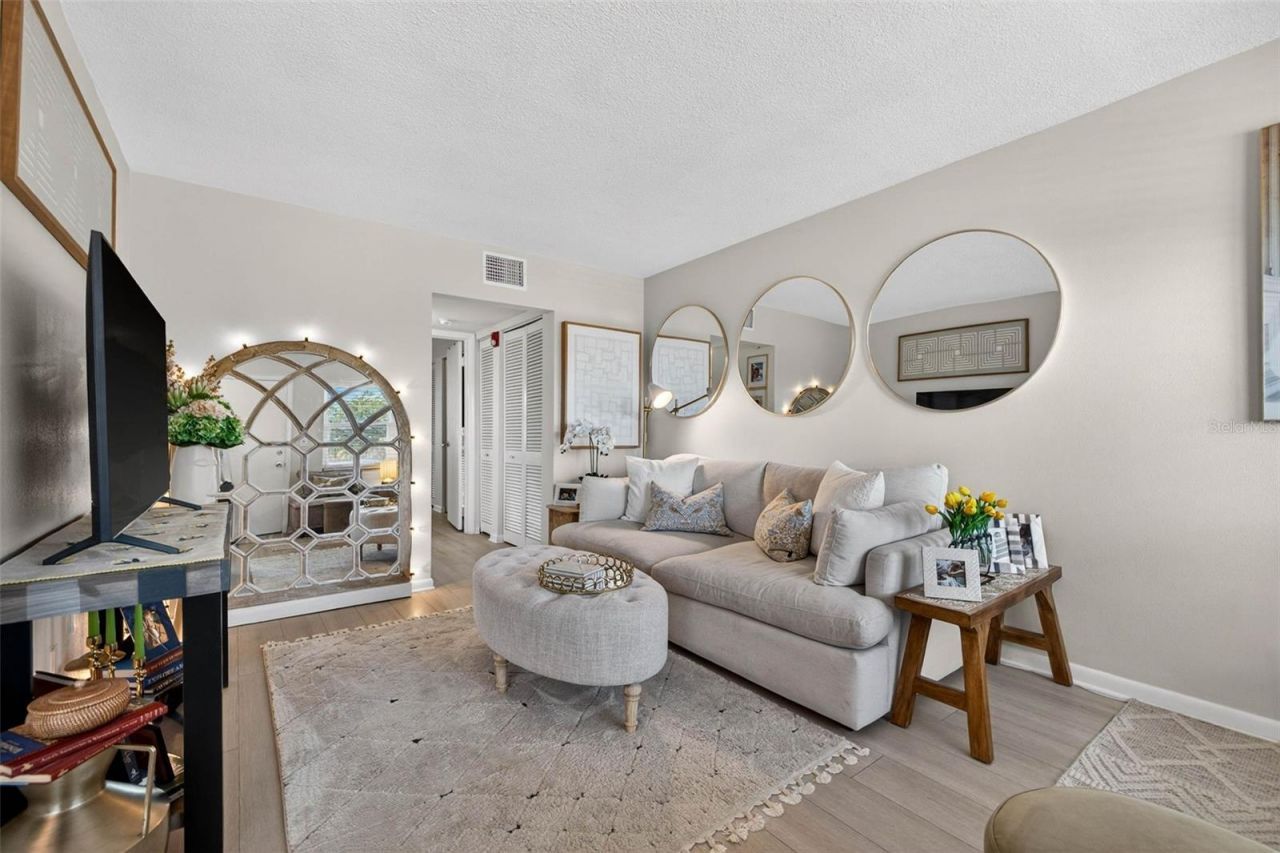 7770 Dr Martin Luther King Jr Street N, Unit 206, Saint Petersburg, FL 33702 Photo