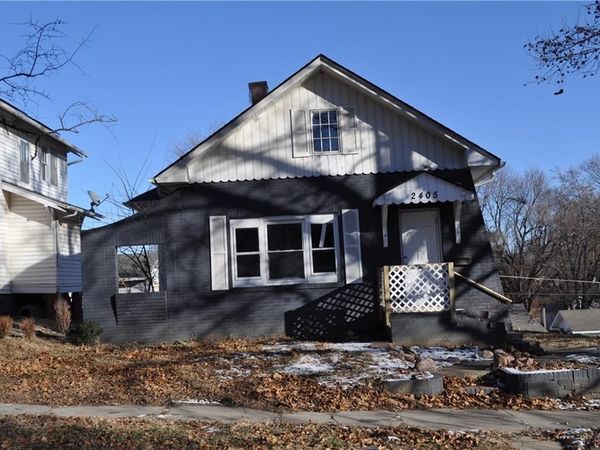 2405 S 18th Street, St Joseph, MO 64503