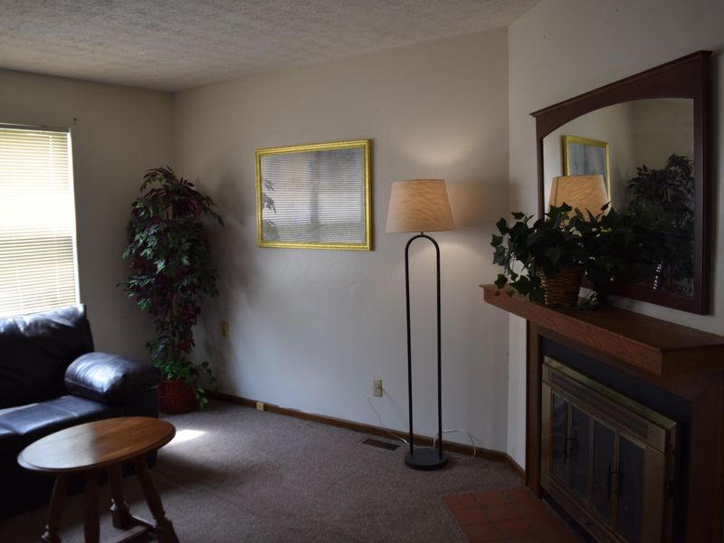 4866 Woodthrush Way, Columbus, OH 43229 Photo 6