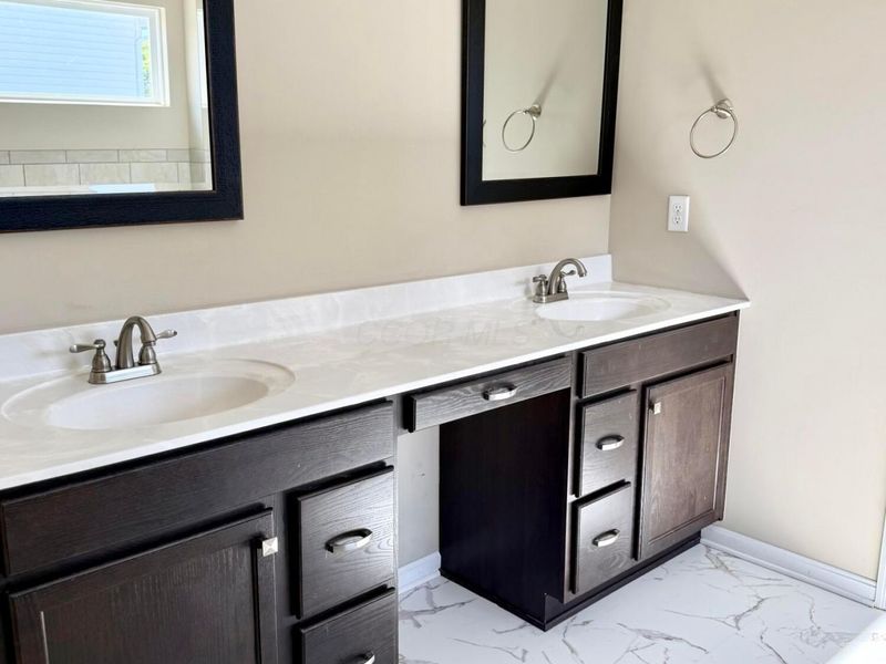 7170 Seymour Court, Canal Winchester, OH 43110 Photo 15