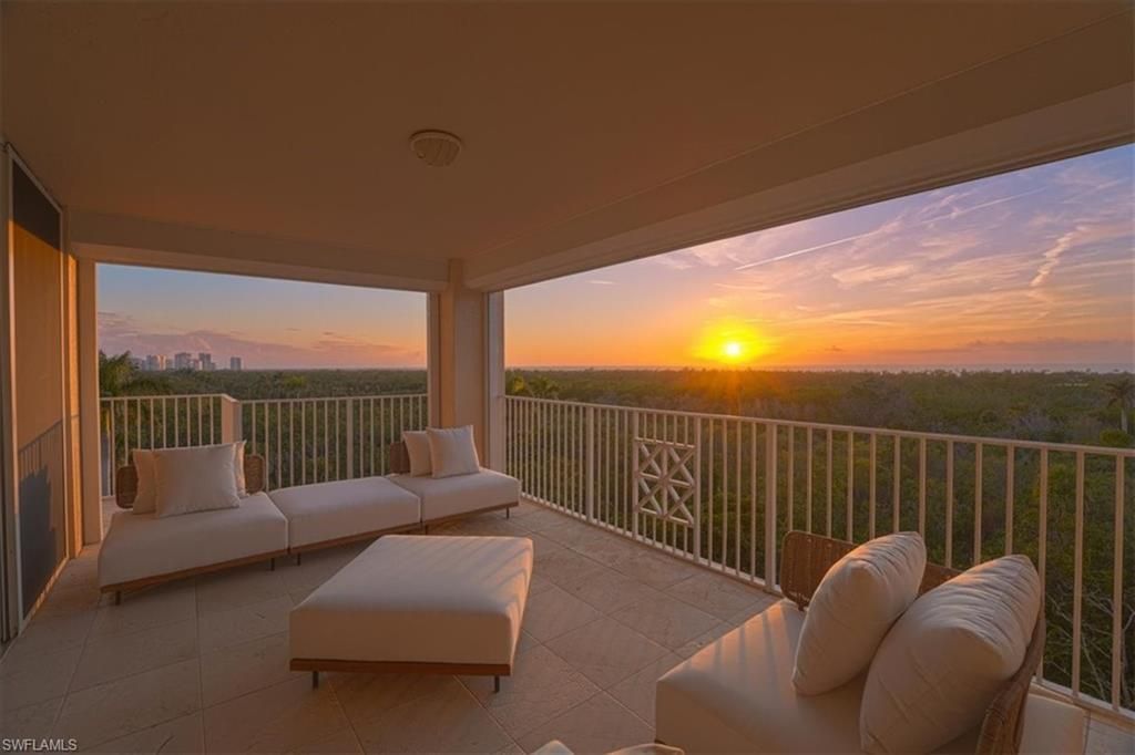 6597 Nicholas Blvd, Unit 601, Naples, FL 34108 Main Photo