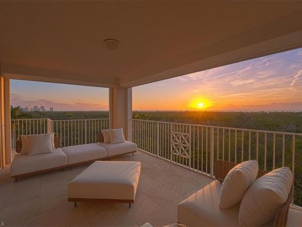 6597 Nicholas BLVD, Unit 601, NAPLES, FL 34108