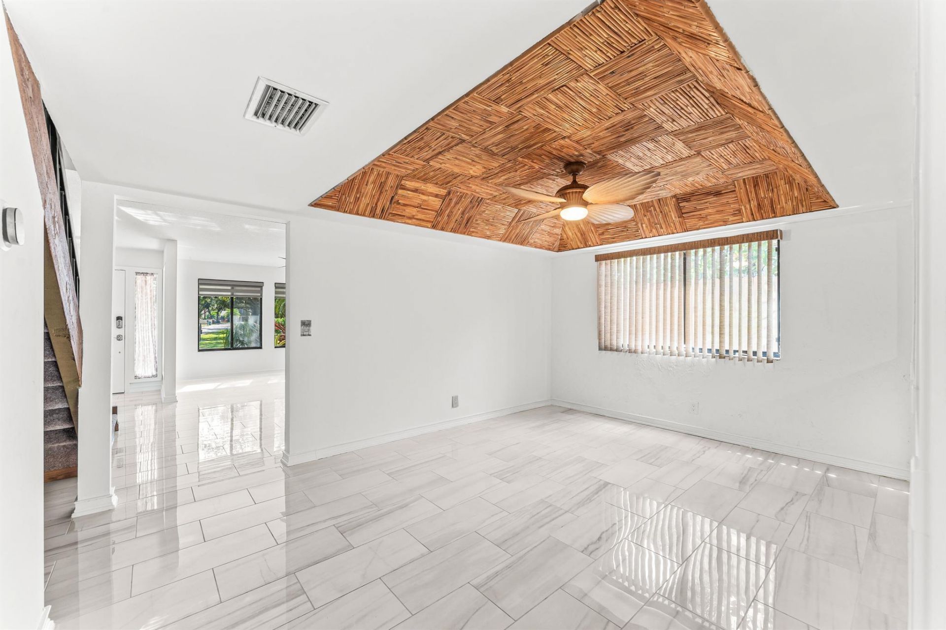 1075 Raintree Lane, Palm Beach Gardens, FL 33410 Photo