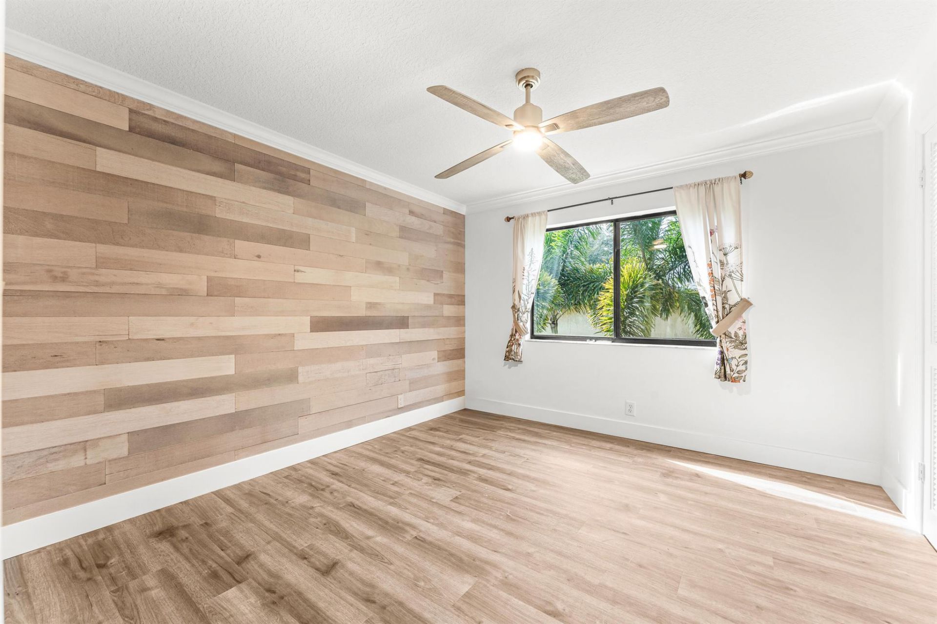 1075 Raintree Lane, Palm Beach Gardens, FL 33410 Photo