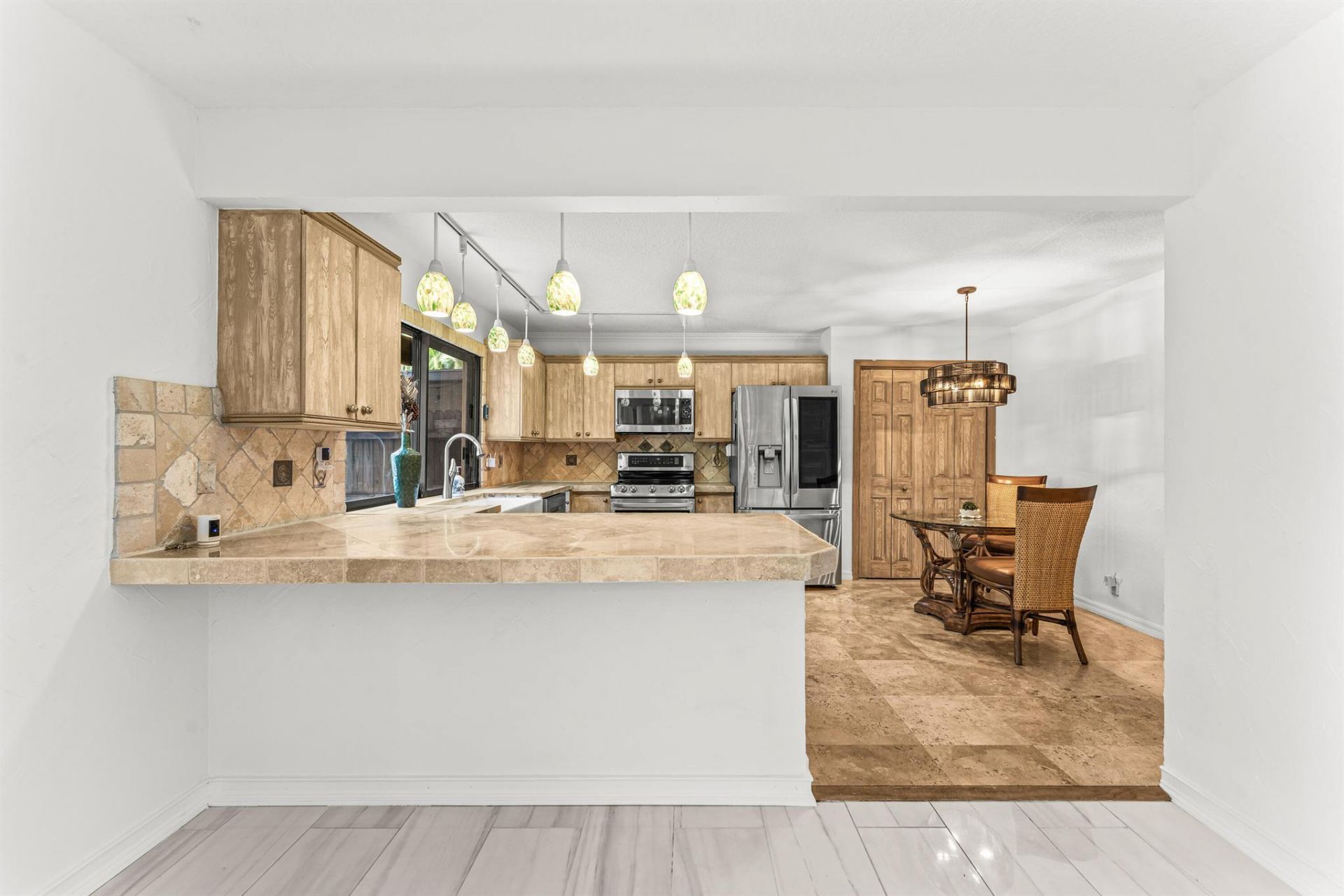 1075 Raintree Lane, Palm Beach Gardens, FL 33410 Photo