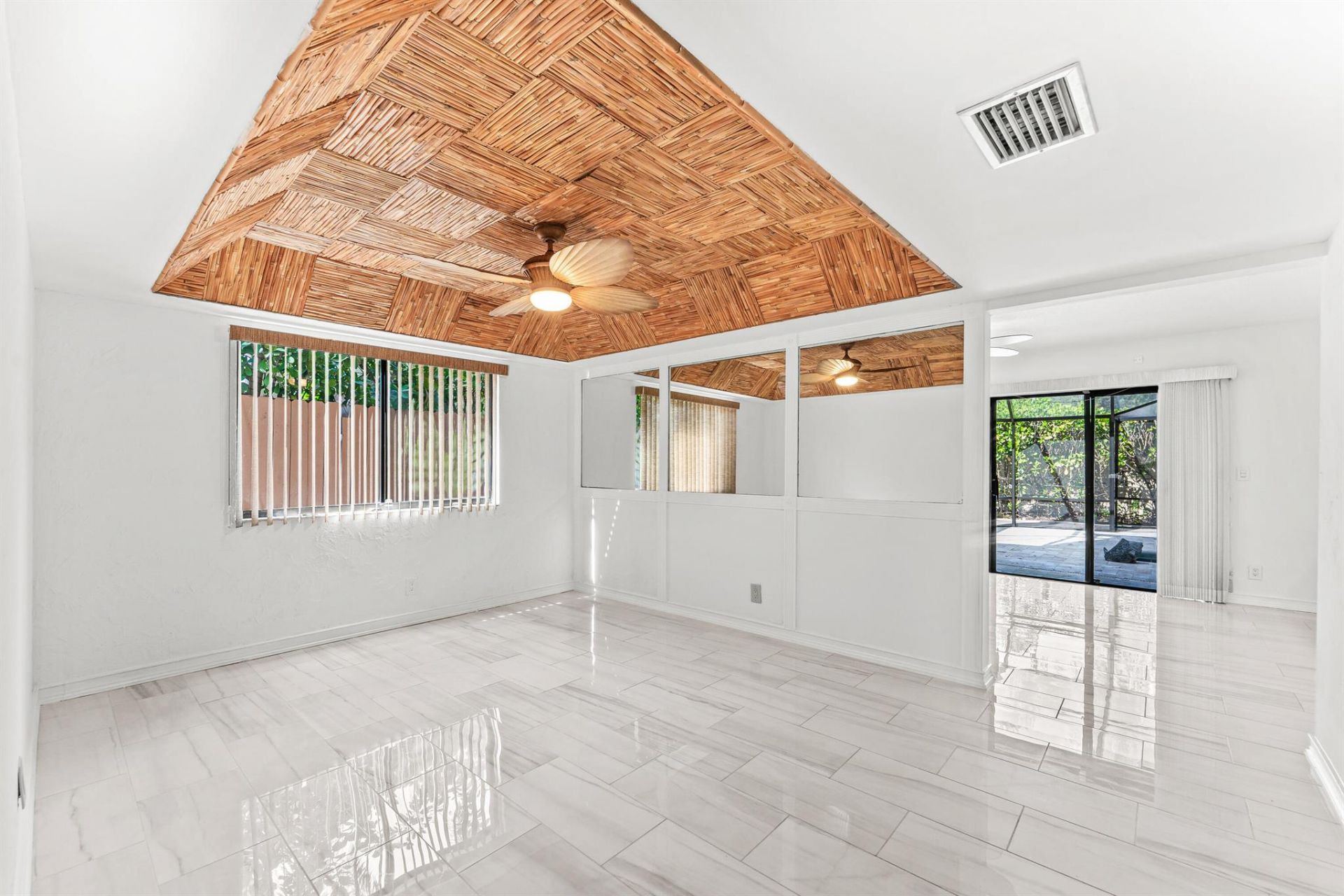 1075 Raintree Lane, Palm Beach Gardens, FL 33410 Photo