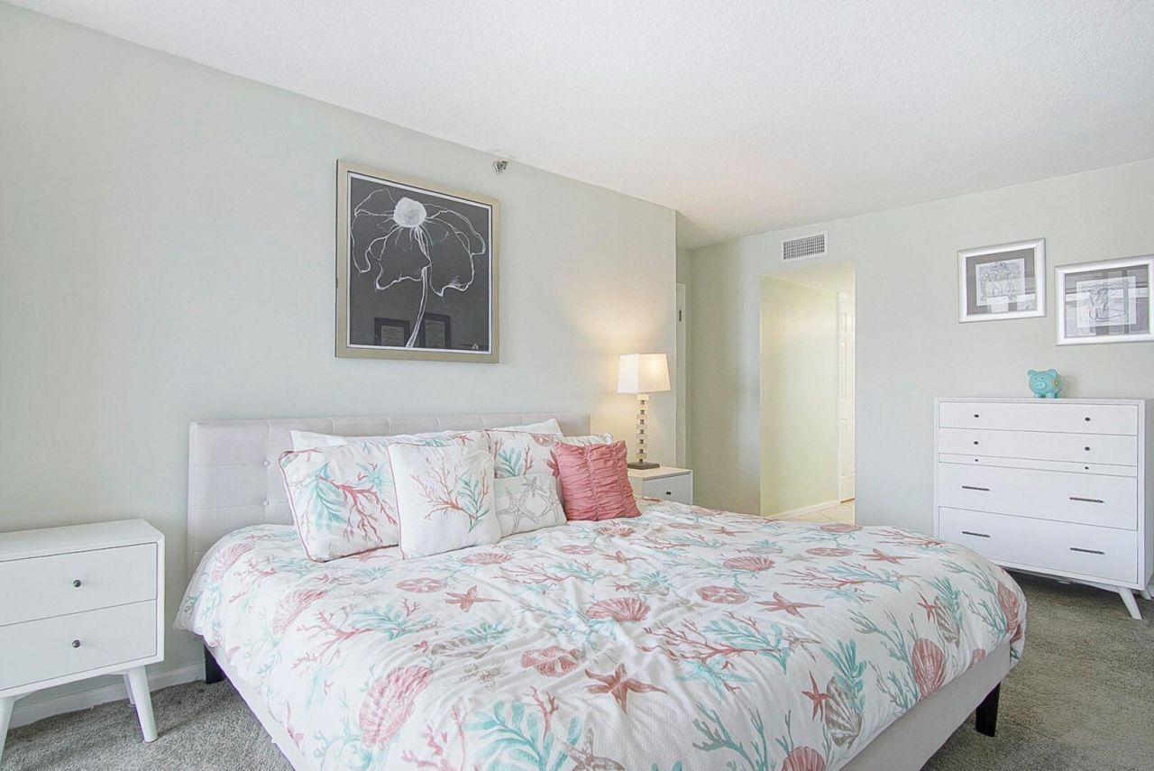 2400 S Ocean Drive, Unit 4304, Fort Pierce, FL 34949 Photo