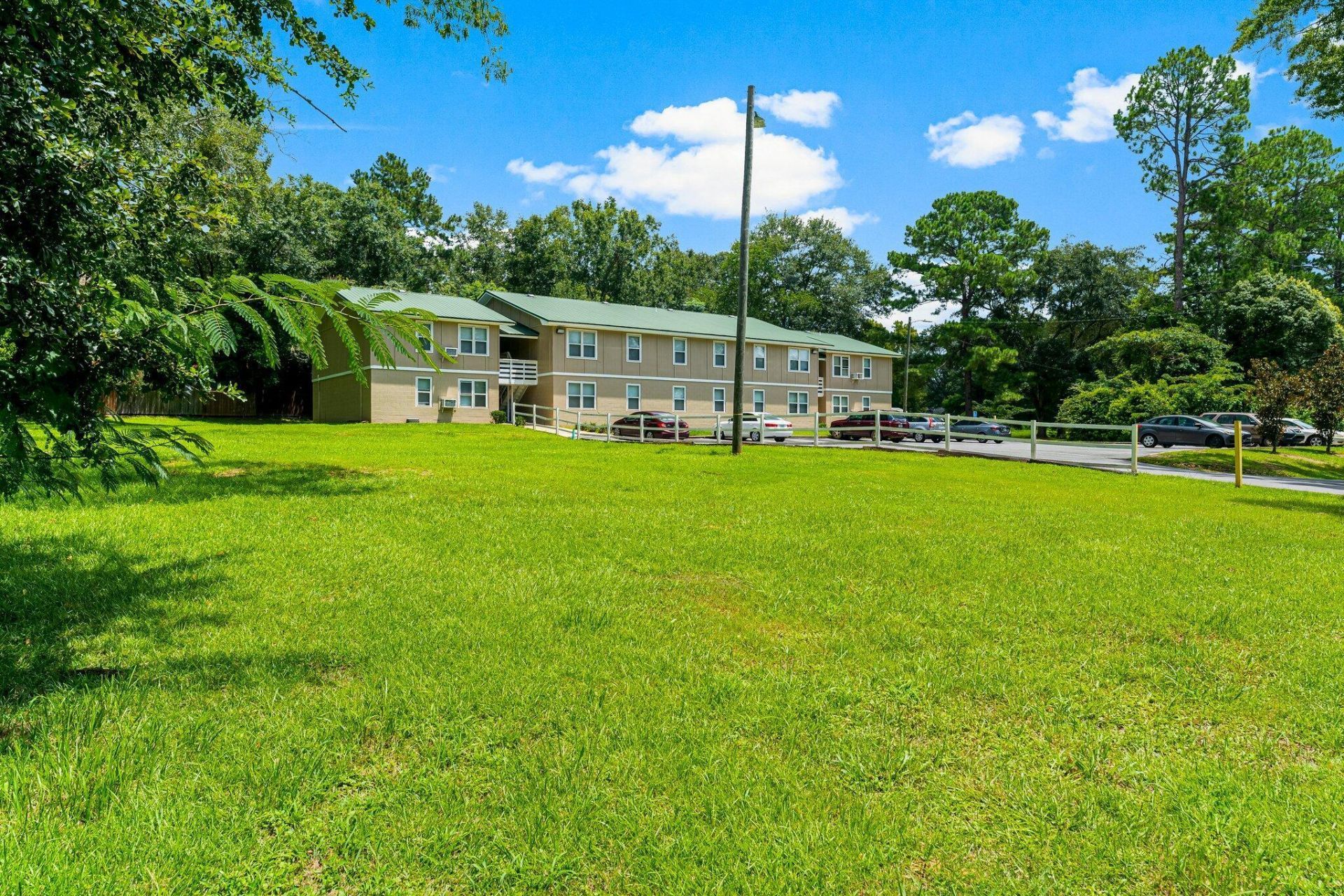 872 Deer Wood Lane, Chipley, FL 32428 Photo