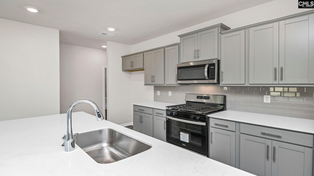 642 Glacier Road Photo 23