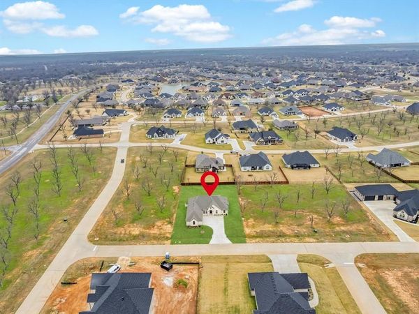 2005 Middlewood Circle, Granbury, TX 76049