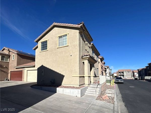 7937 Crimson Point Street, Las Vegas, NV 89149