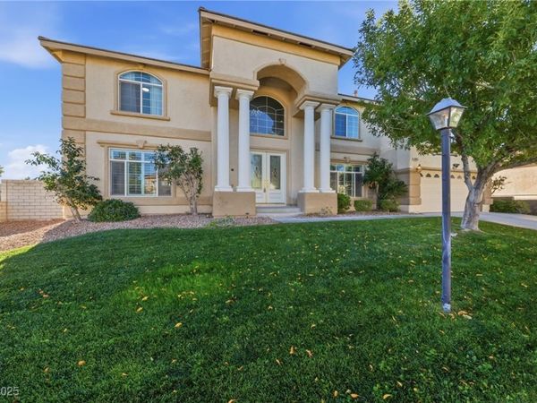 8805 Saint Cloud Court, Las Vegas, NV 89143