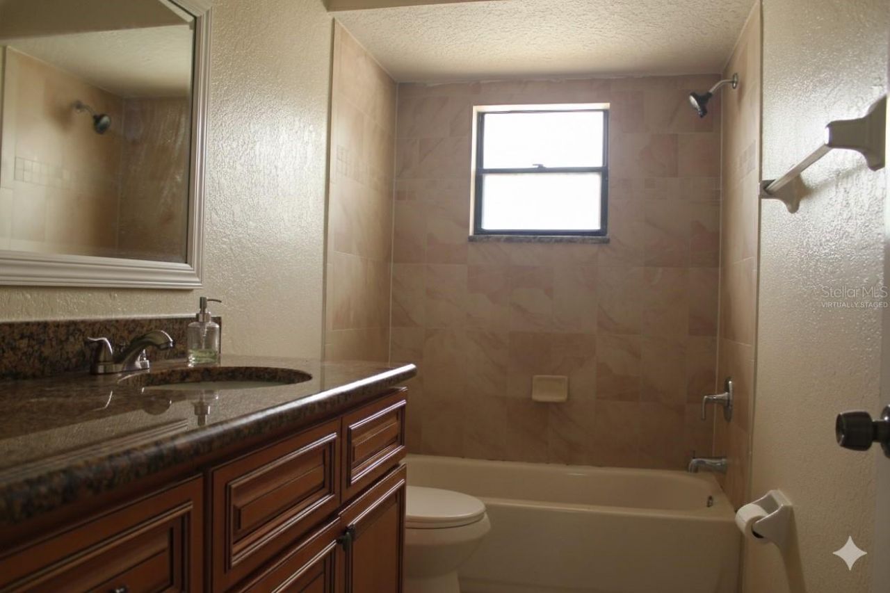 5023 Ithaca Lane, Sarasota, FL 34243 Photo