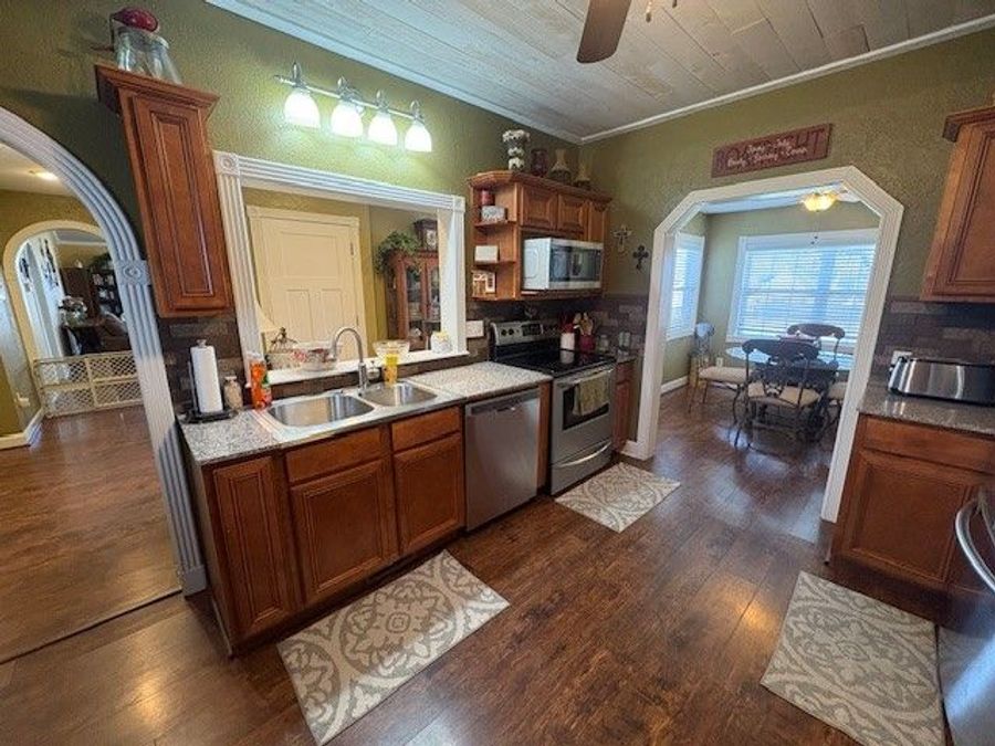 Property Image 40