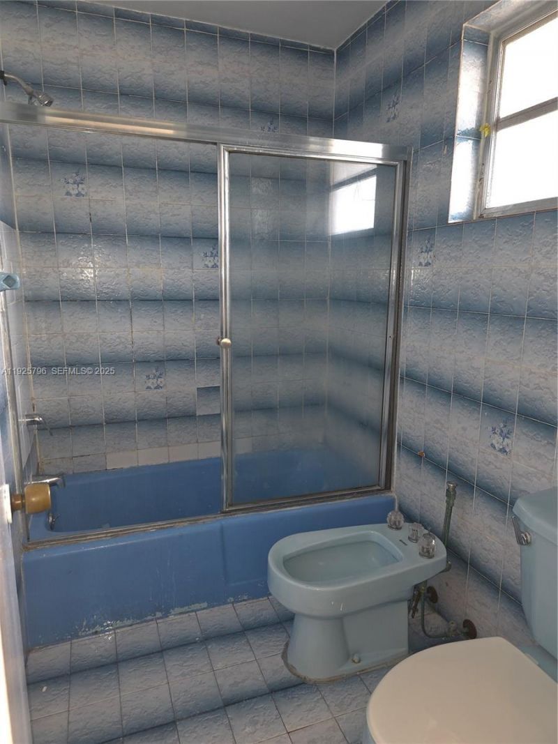 250 NW 63rd Ct, Unit 2, Miami, FL 33126 Photo