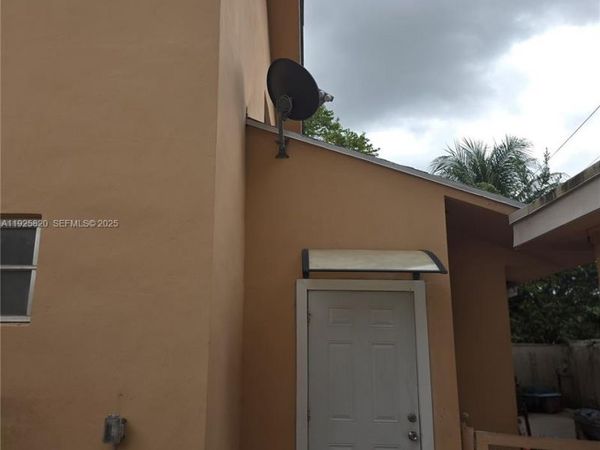 250 NW 63rd Ct, Unit 2B, Miami, FL 33126