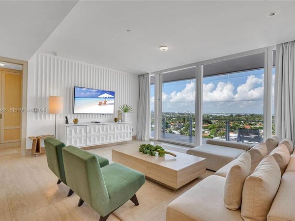 9111 Collins Ave, Unit N-914, Surfside, FL 33154