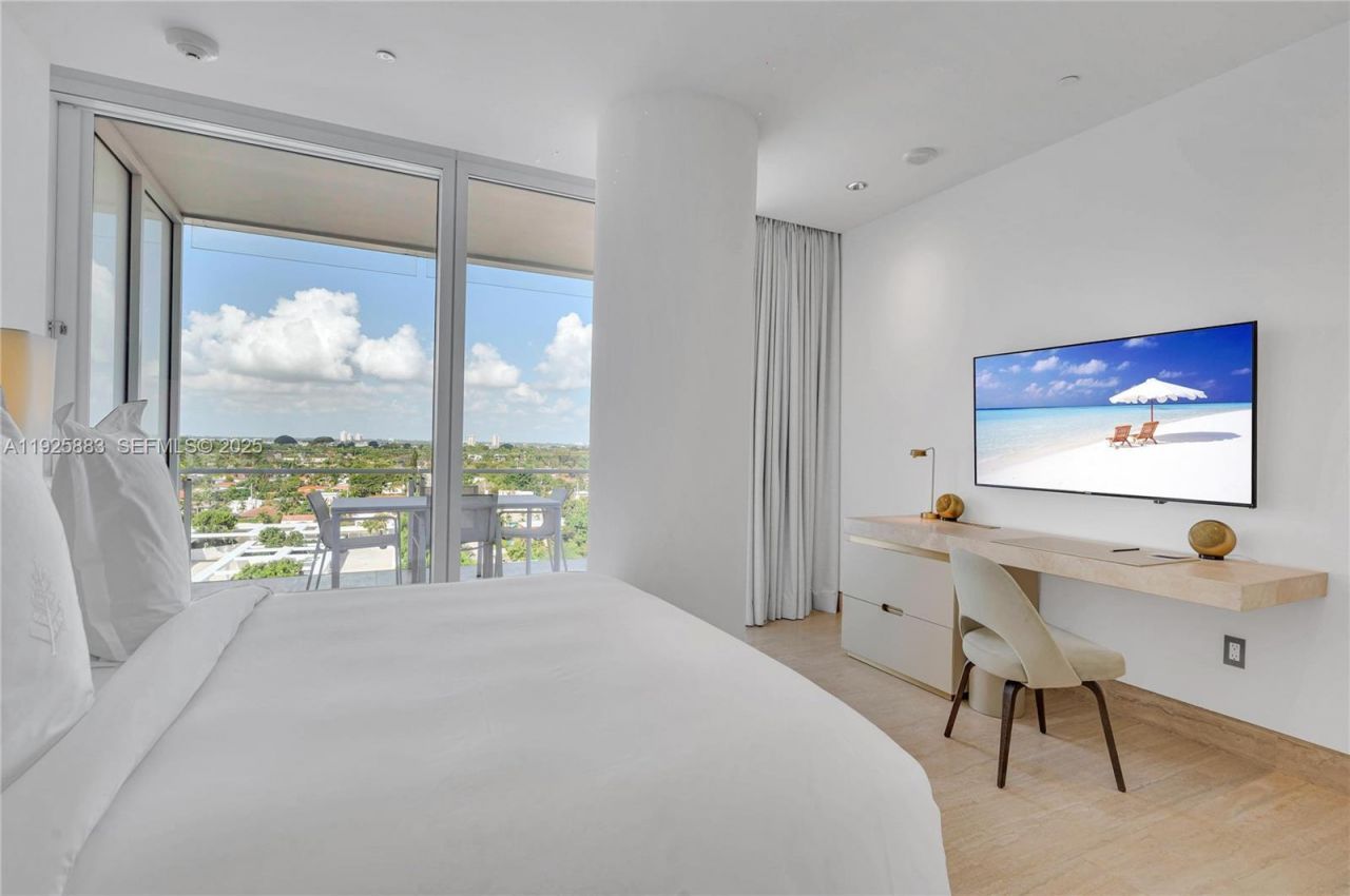 9111 Collins Ave, Unit N-914, Surfside, FL 33154 Photo