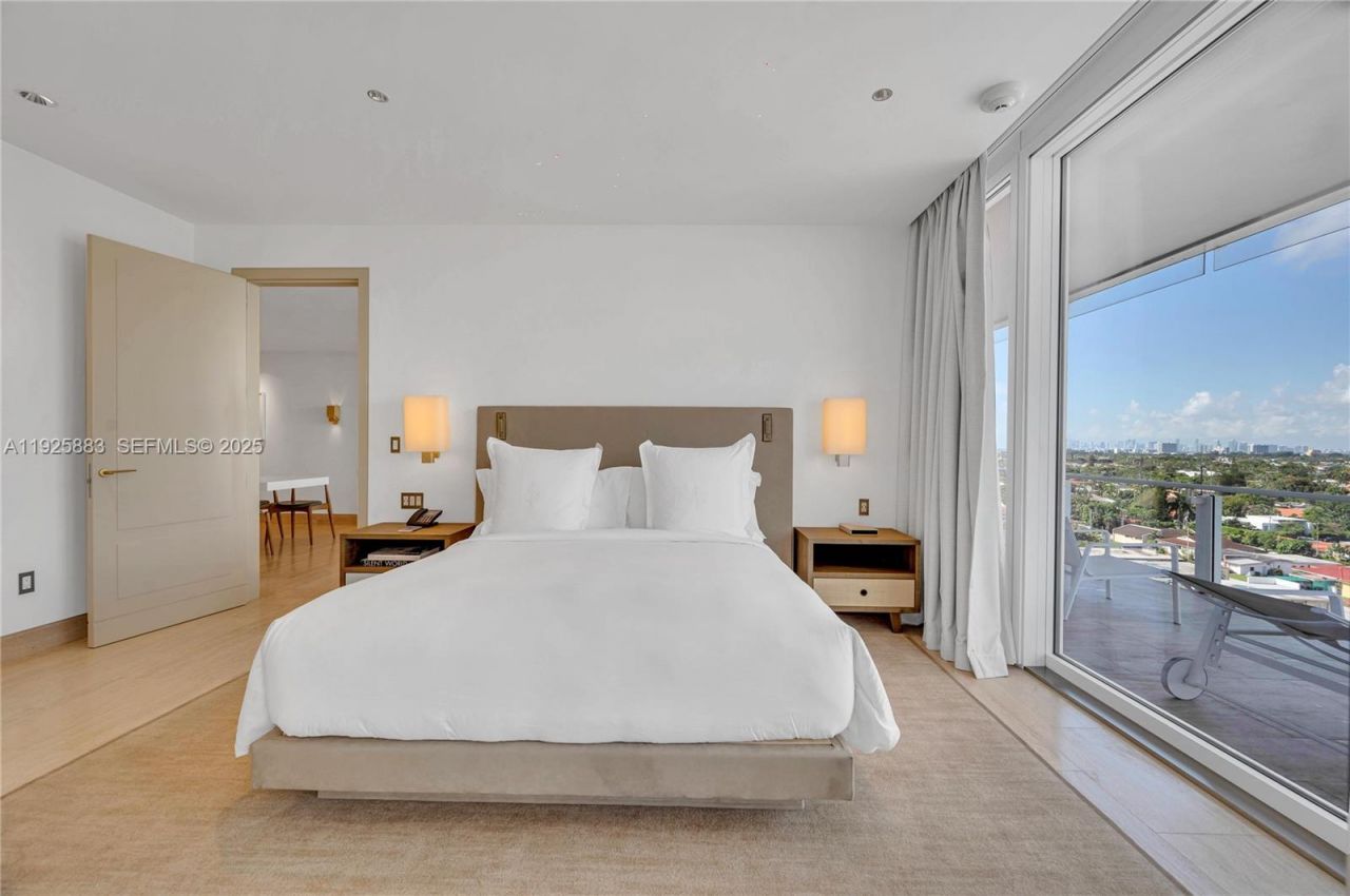 9111 Collins Ave, Unit N-914, Surfside, FL 33154 Photo